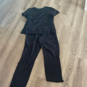 Black scrubs